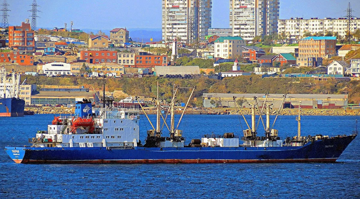 vessel, sea, industry, nature, transport, nautical, fleet, refrigerator, reloader, logistics
