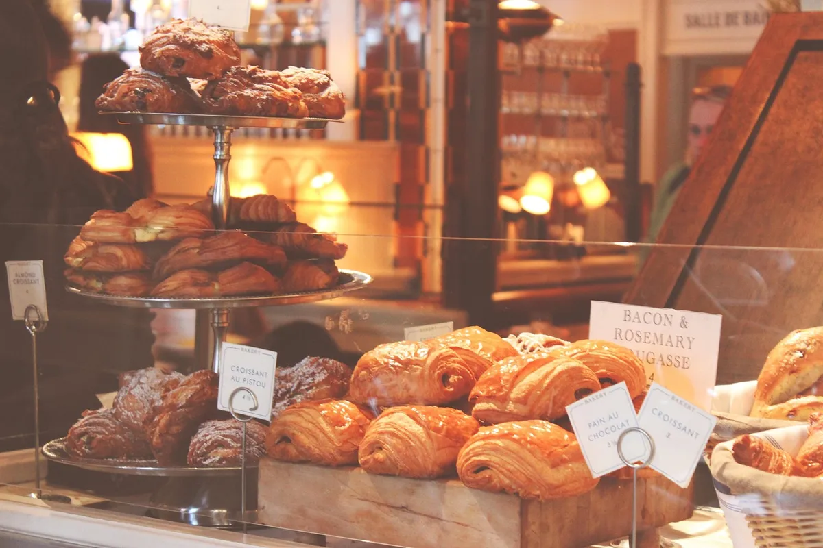 breads, pastries, croissants, puff pastries, danish, baked goods, puff pastry, bakery, breakfast, delicious, food, fresh pastries, pastry shop, bakeshop, restau